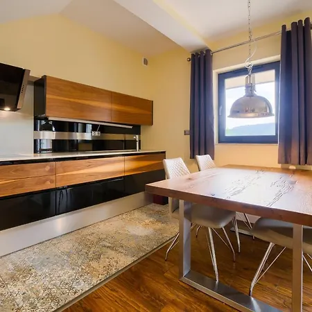Apartment Wellness Zloty Widok *
